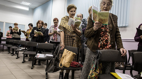 Jehovah's witnesses sing songs during the meeting in Rostov-on-Don © Getty Images