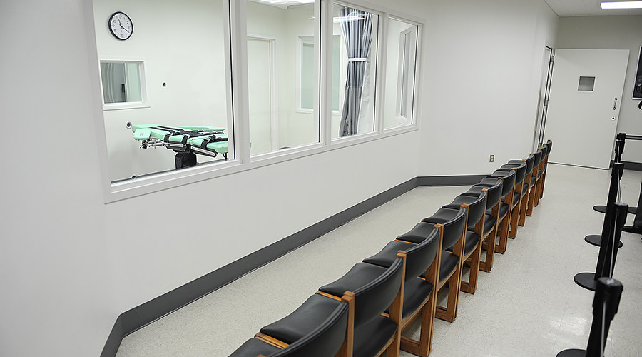 Ohio governor delays 9 executions amid US court battle
