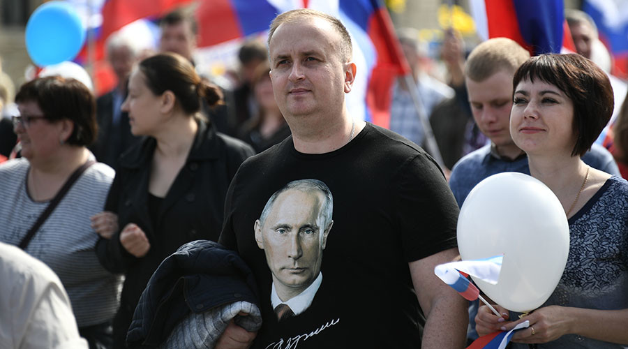 Putin tops latest polls by wide margin