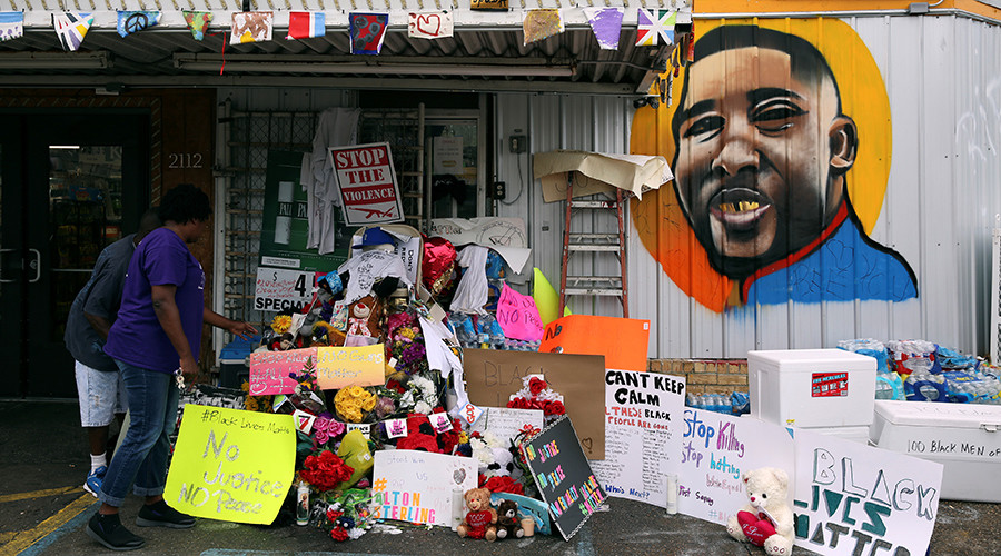 No civil rights charges for Baton Rouge police in Alton Sterling shooting death