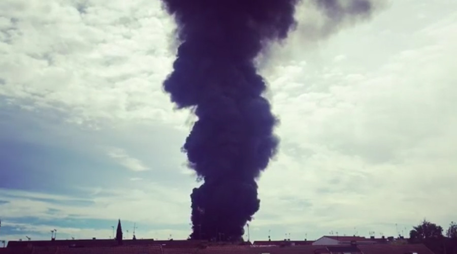 Explosions at hazardous waste plant in Spain leave 15 injured (VIDEOS)