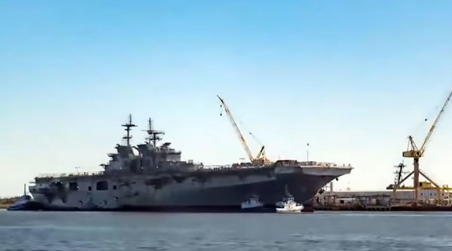 US Navy launches colossal 46,000 ton warship (VIDEO)