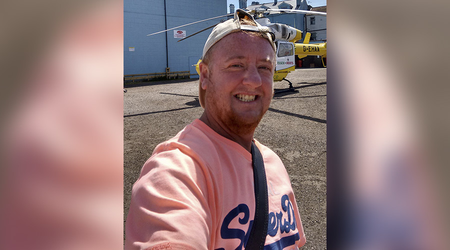 Transgender man with bionic penis finally loses his virginity