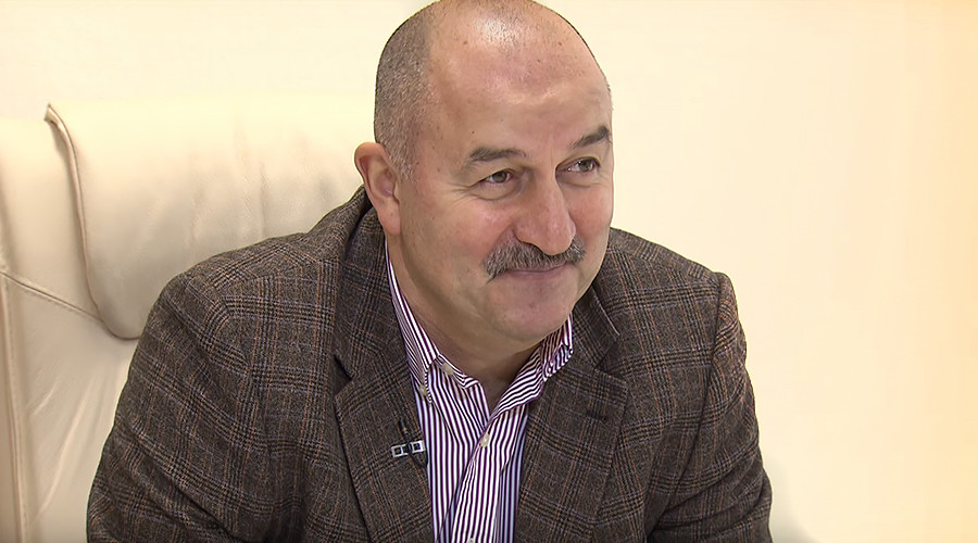 ‘The team’s showing its character, the fans appreciate that’ – Russian head coach Cherchesov