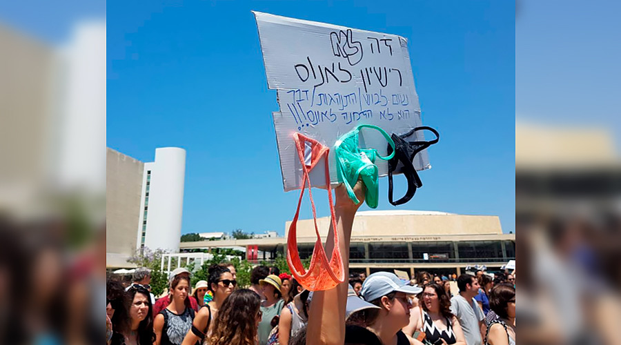 ‘SlutWalk’ attracts up to 1,000 demonstrators in Israel (VIDEO, PHOTOS)