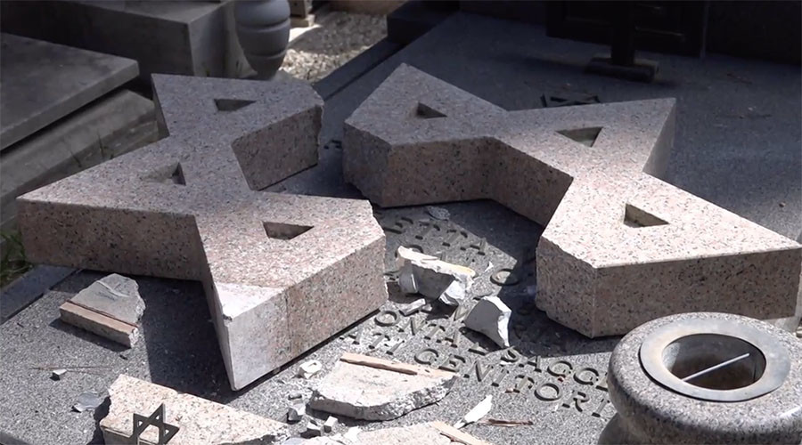 Vandals smash 70 Catholic & Jewish headstones in Rome’s landmark cemetery (VIDEO, PHOTOS)