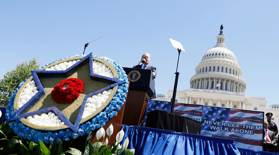 Trump pledges support for police, war on crime