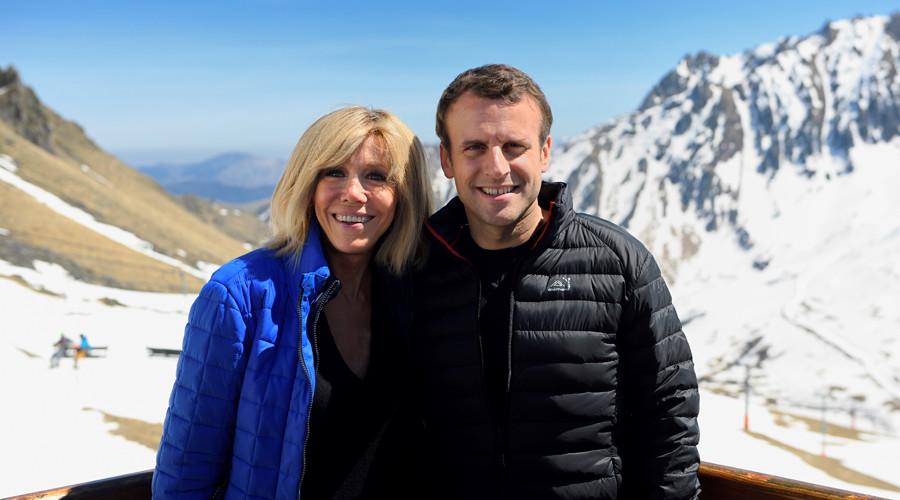 ‘Good-looking mom’: Berlusconi ‘flatters’ Macron with thinly-veiled jab at first lady