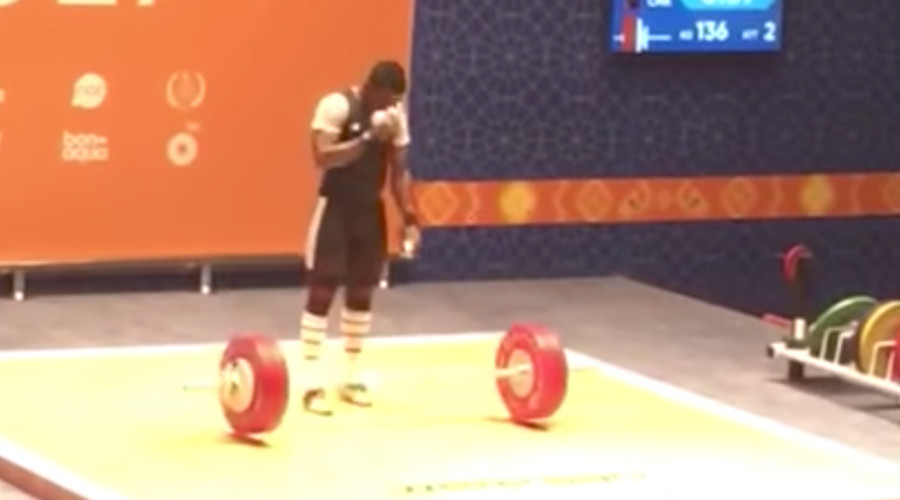 Nothing to get cross about: Cameroon weightlifter makes Christian sign at Islamic Games (VIDEO)