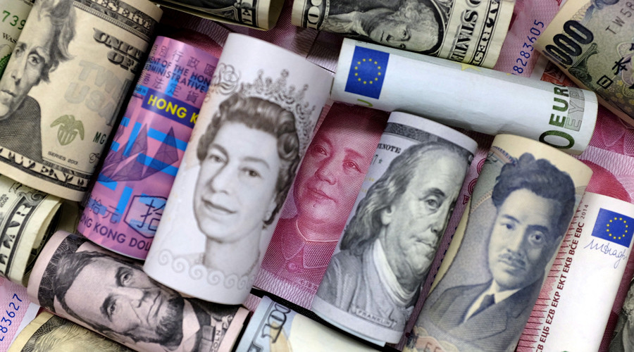 UK workers face ‘living standards crisis’ as real wages fall & prices rise