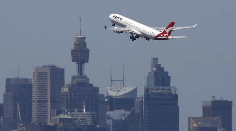 Australia considers laptop ban on some international flights