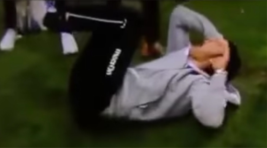 Football match abandoned in Greece as coach hit on head with beer can (VIDEO)