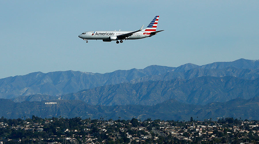 Turkish man attempts cockpit break-in on LA-Hawaii flight – report