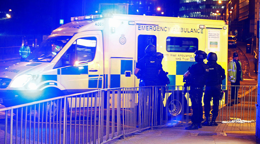 Moment of deadly Manchester Arena blast caught on dashcam (VIDEO)