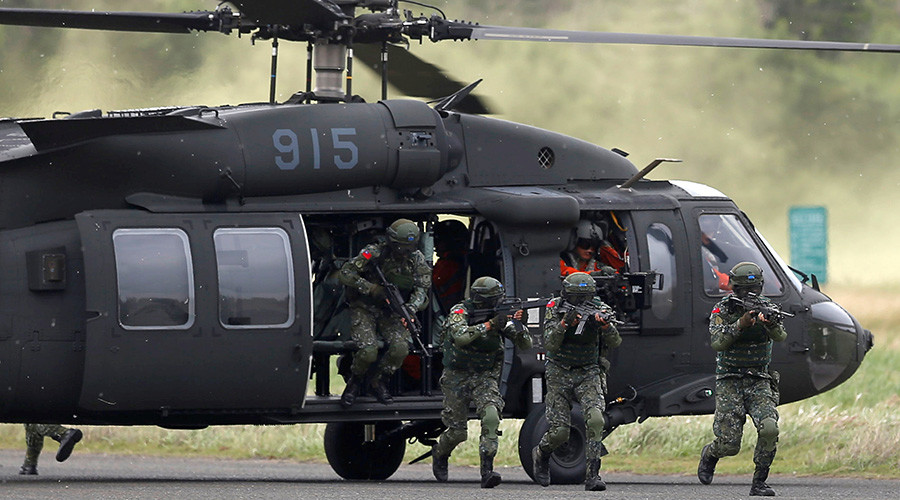 Taiwan repels mock attack by China in war games (VIDEO, PHOTOS)
