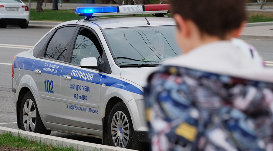Police detention of boy reciting Hamlet on Moscow street sparks outcry, internal inquiry (VIDEO)