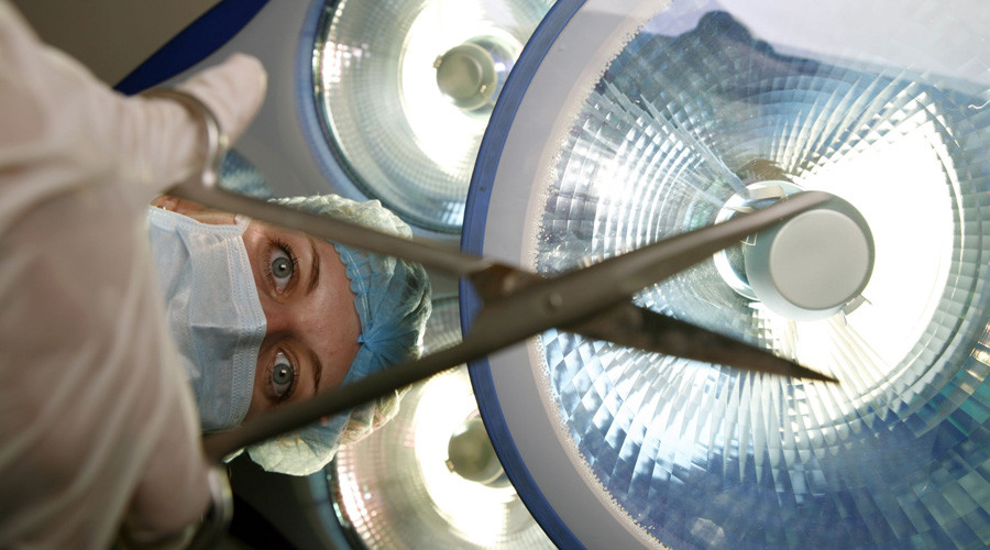 Woman tours US offering drug, alcohol addicts $300 to undergo vasectomies