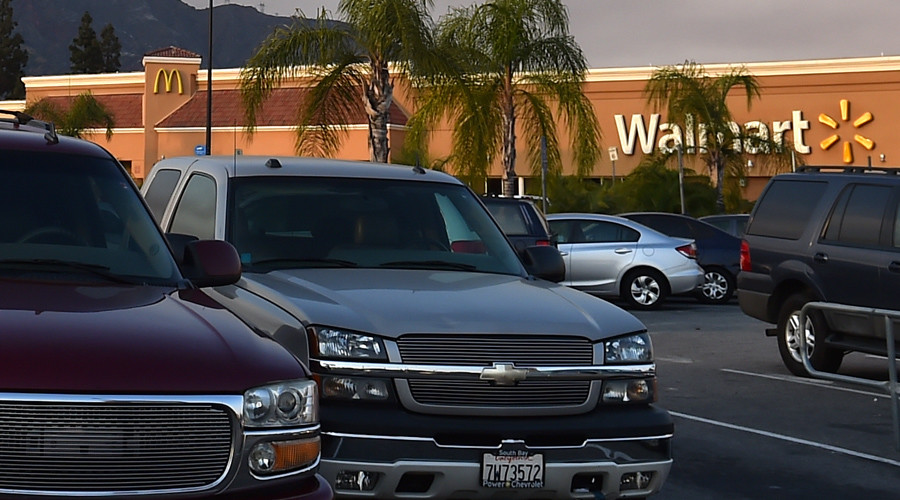 Woman locked kids in car trunk and went shopping – police