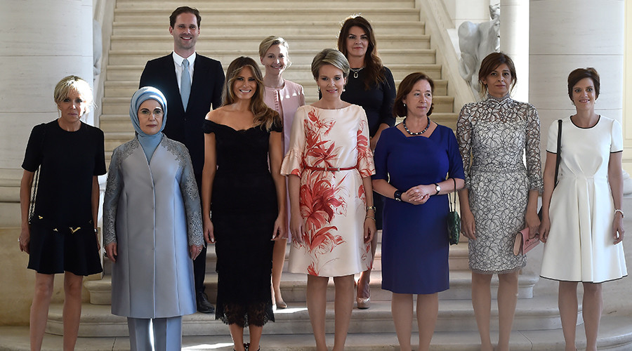 White House fails to recognize Luxembourg PM’s gay spouse in official G7 photograph