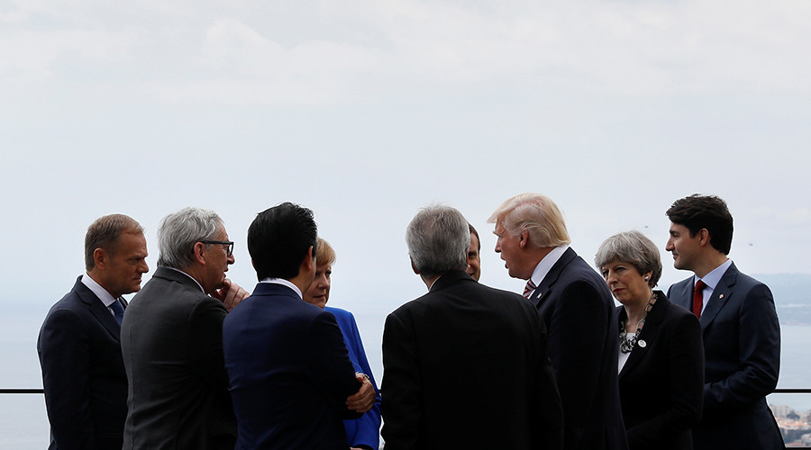Justin Trudeau left out as G7 leaders huddle (VIDEO)