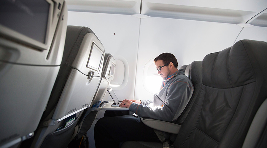 US might expand laptop ban to all international flights - Homeland Security Secretary