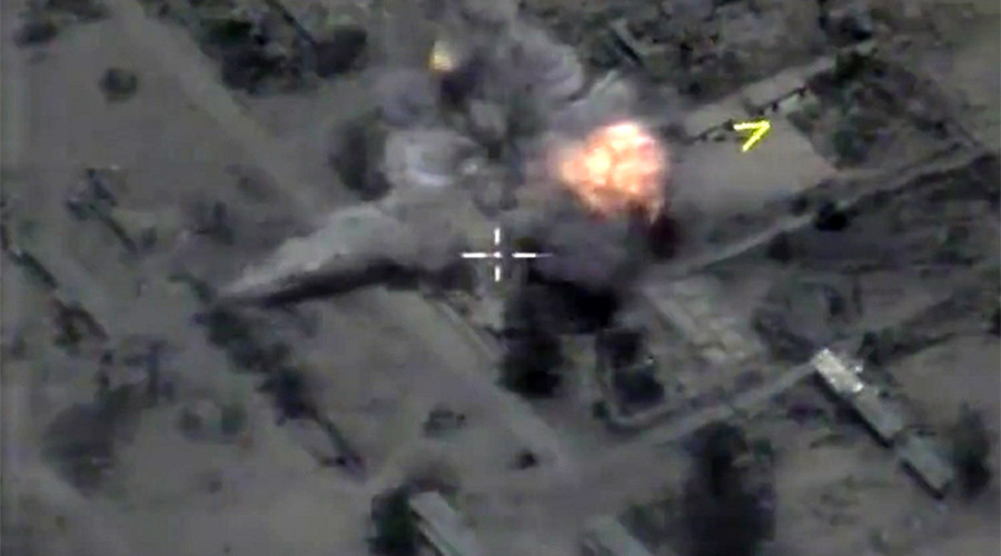 Drone footage shows Russian cruise missiles hit ISIS positions near Palmyra (VIDEO)