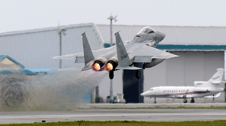 A Japanese Air Self Defense Force F-15 fighter © Kyodo