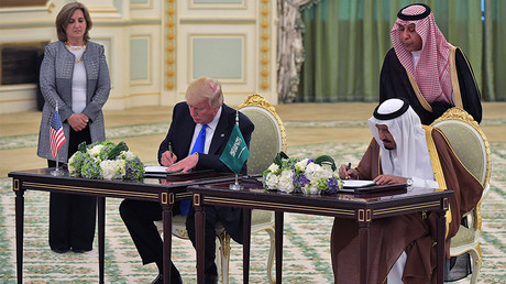 US President Donald Trump (L) and Saudi Arabia's King Salman bin Abdulaziz al-Saud, Riyadh May 20, 2017. 
© Mandel Ngan