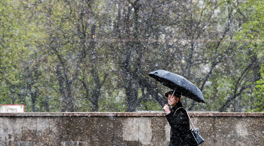June snow in Moscow – just as Trump pulls US out of Paris climate deal (PHOTOS, VIDEOS)