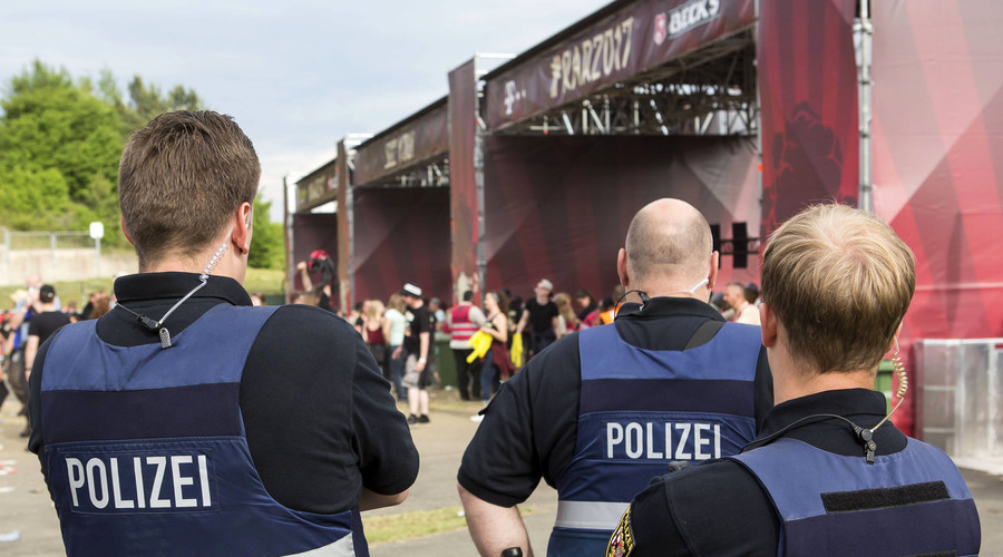 Terror threat halts German music festival