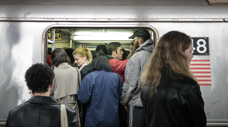 New York’s transit offers ‘late-to-work’ notes for stranded commuters