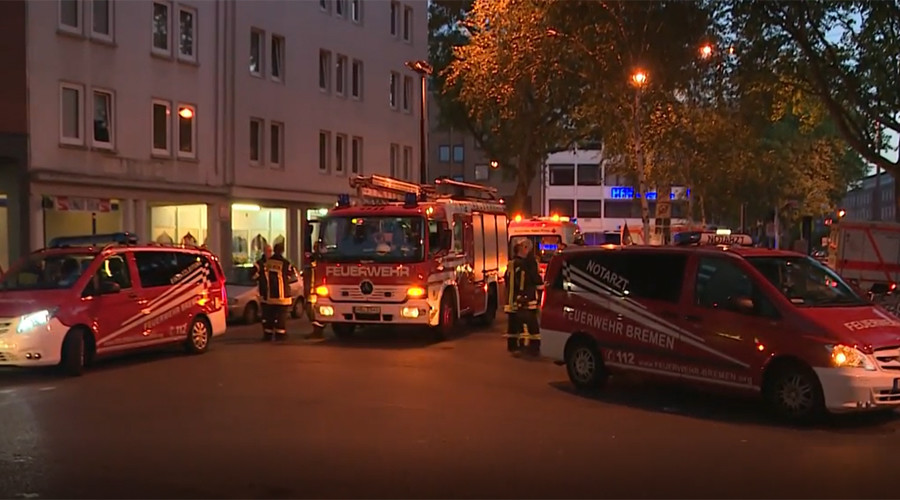 Dozens injured, incl. 10 children, as huge blaze rocks refugee center in Bremen (VIDEO)