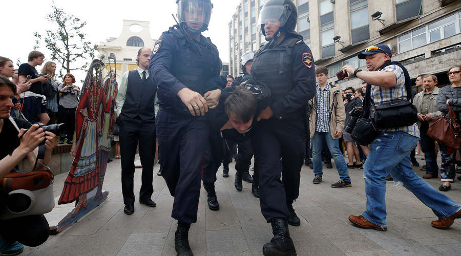 Russian opposition leader Navalny arrested