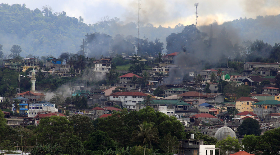 ‘At least 100 bodies’ on streets of ISIS-occupied city, says Philippine official