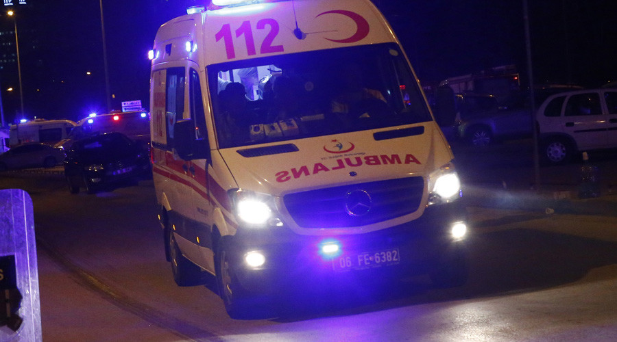 Over 700 soldiers get food poisoning at military base in western Turkey