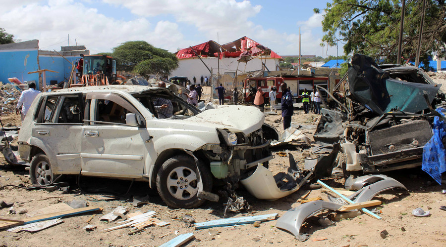 Al-Shabaab car bomb kills up to 10, injures 20 outside govt building in Mogadishu (PHOTOS)