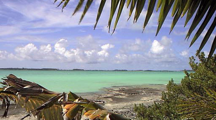 Britain needs EU to preserve claim on Indian Ocean colony - reports