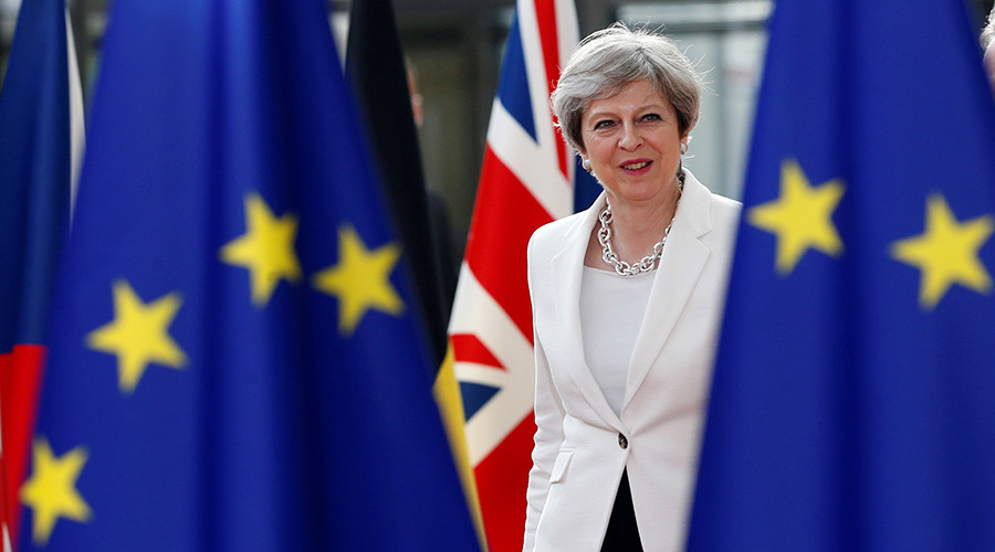 Theresa May offers to let 3mn EU citizens remain in UK after Brexit