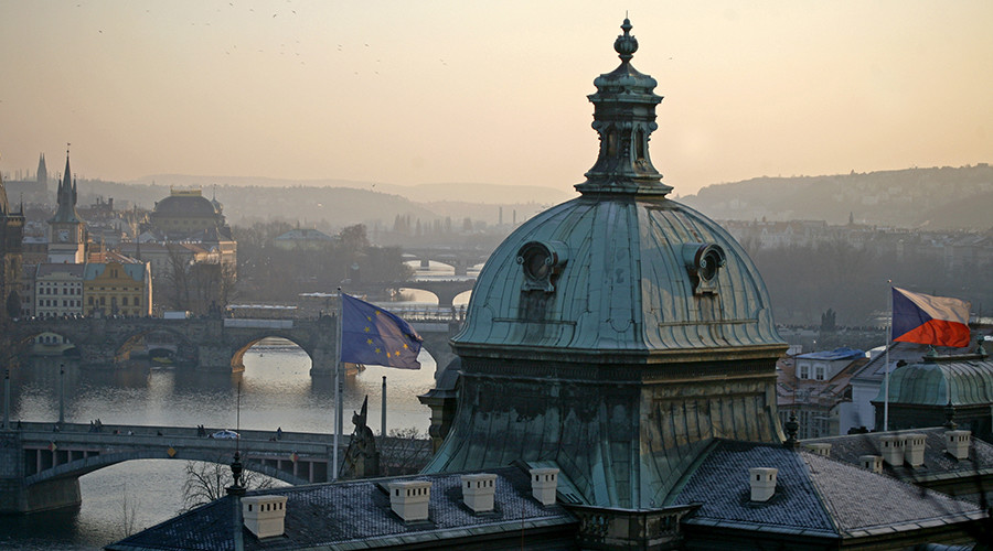 ‘70% of Czechs reject euro’: Prague still hesitant over single currency