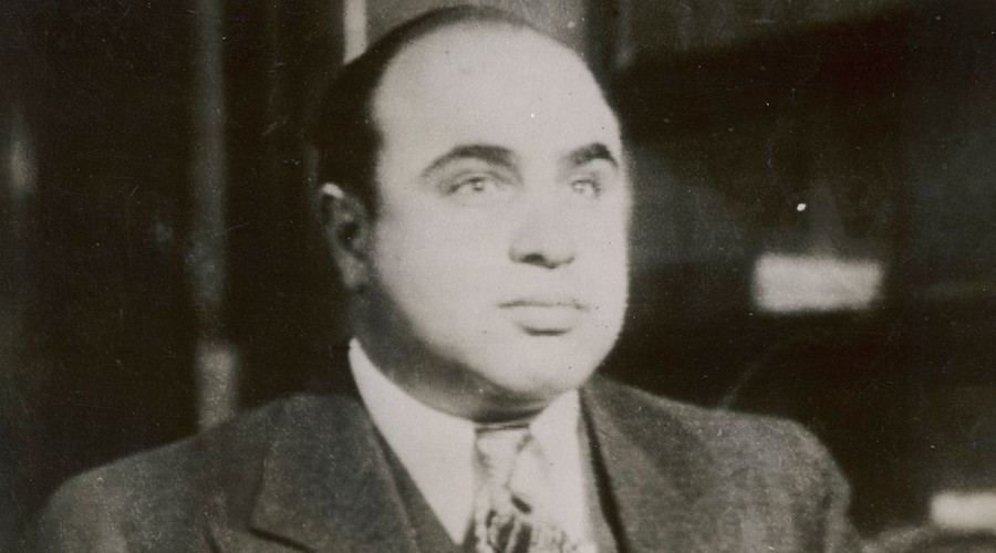 Going for a song: Gangster memorabilia from Capone, Bonnie & Clyde, & John Gotti offered at auction