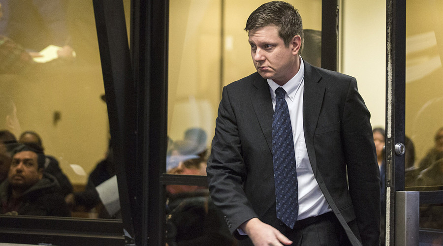 Grand jury indicts 3 Chicago cops for alleged cover-up of fatal shooting of Laquan McDonald