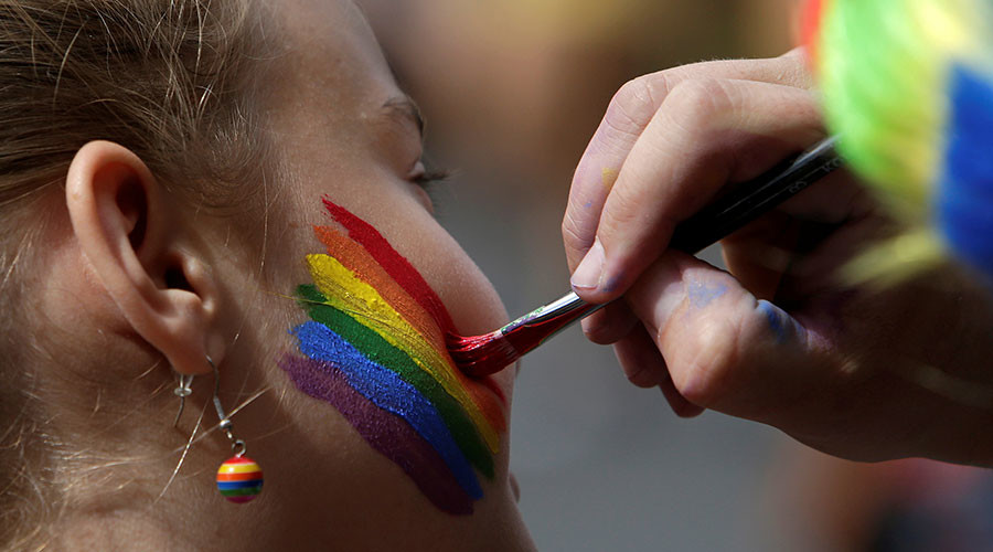Texas Supreme Court denies benefits to married same-sex couples