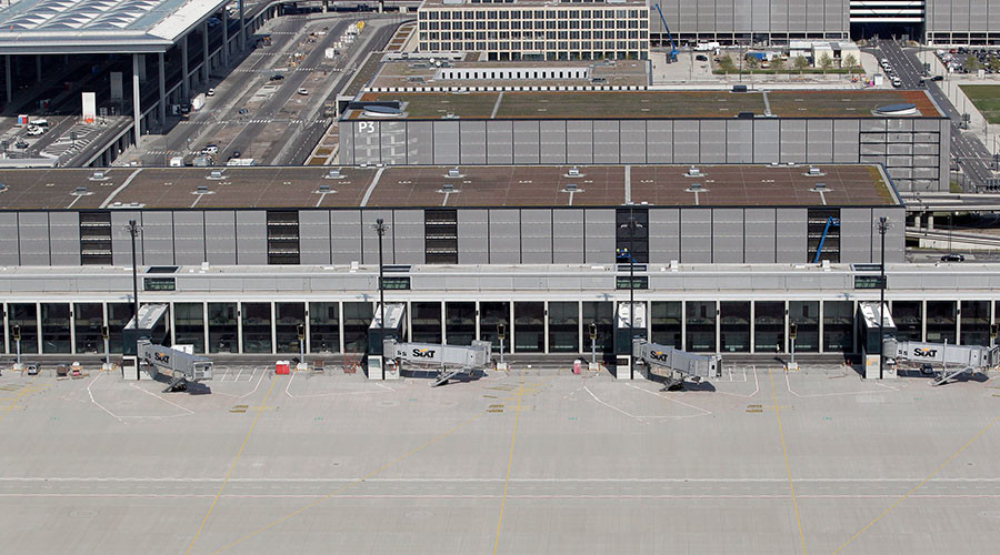 Failure-port: In Berlin’s unfinished air hub, only half the doors work & sprinklers still a problem
