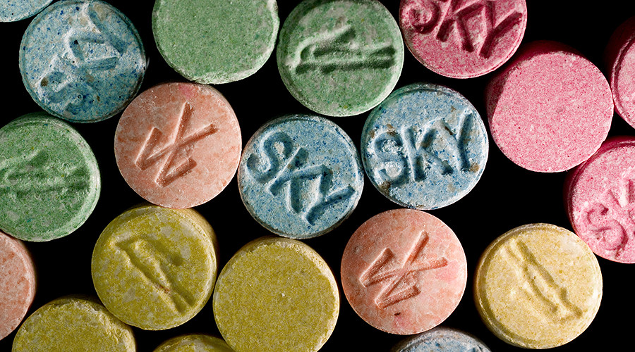 Pills not pints: UK set to conduct first-ever trial for treating alcohol addiction with MDMA