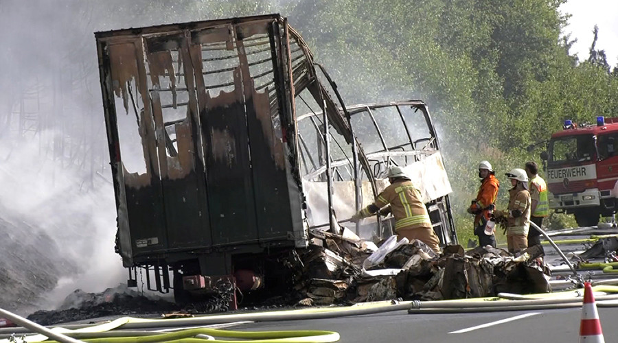 18 dead, over 30 injured as bus bursts into flames after crash in Bavaria, Germany (VIDEO)