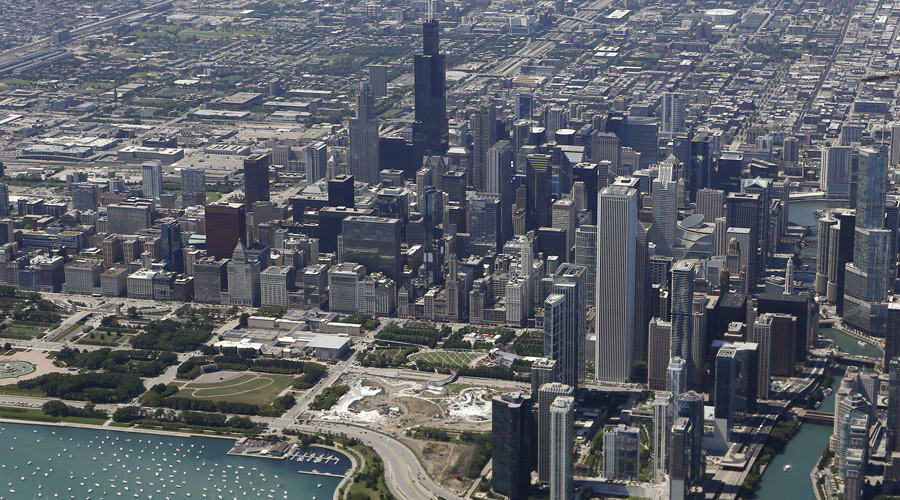 Illinois threatened with 'junk' credit rating scrambles to solve budget crisis