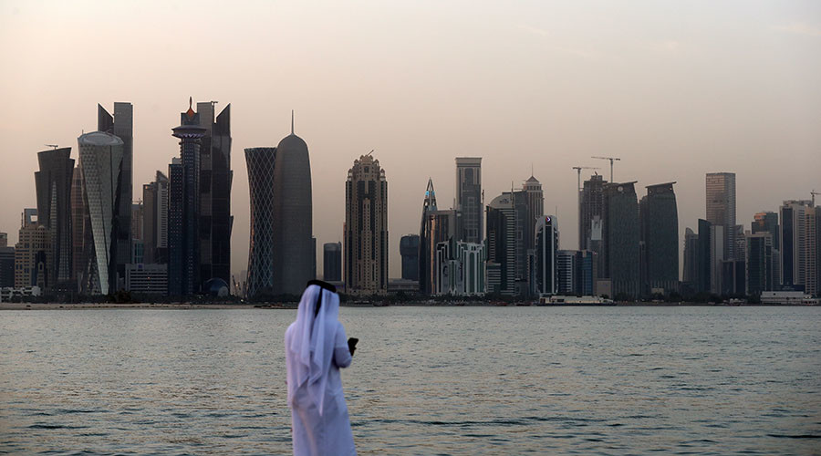 Moody's downgrades Qatar rating outlook as crisis deepens