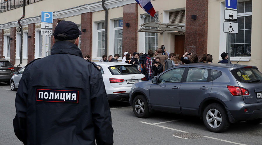 Police search office of opposition figure Navalny in Moscow