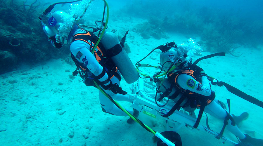 10-day 'moon rescue mission' replicated on Florida seabed (PHOTOS)