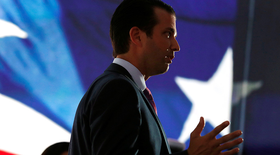 Senate intel panel seeks to question Donald Trump, Jr. over meeting with Russian lawyer